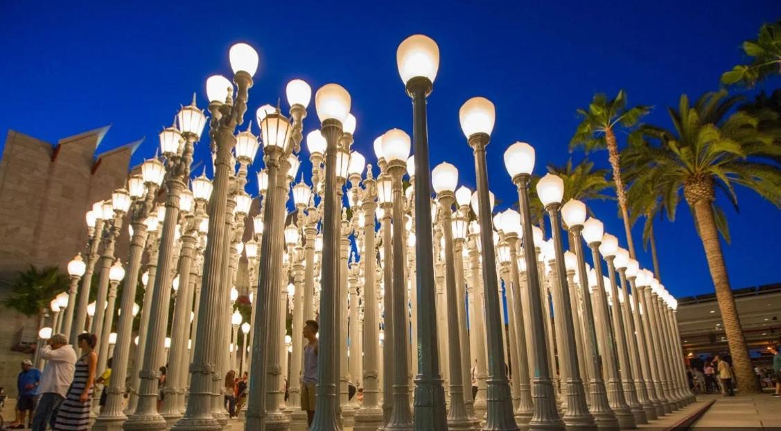 Spacious 3br & 2ba With Wifi, Tv & Kitchen 5 Mins To Lacma & Academy Museum Of Motion Pictures Los Angeles